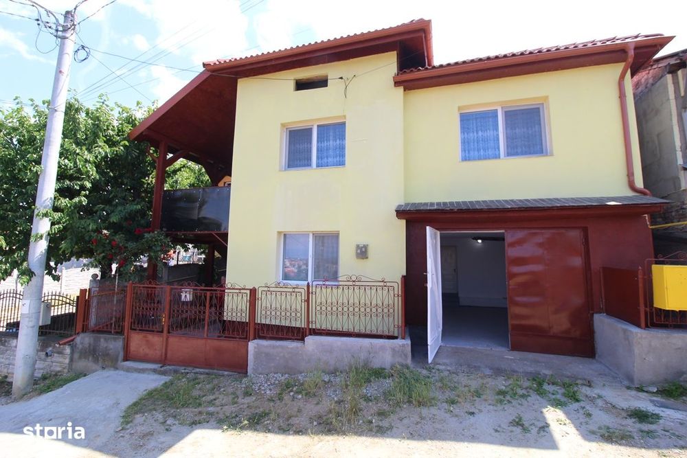 Vând casă P+E în Hunedoara, zona Chizid-Tereza, teren 360mp, garaj