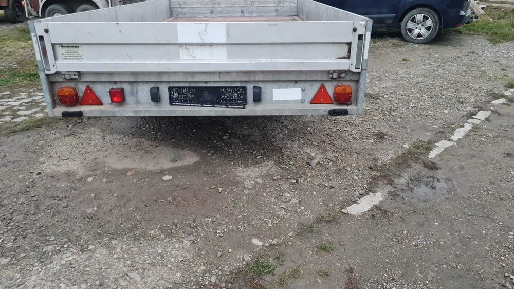 Vand remorca auto 2,7 t