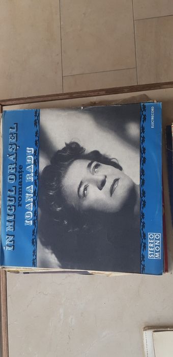 Viniluri vintage romanesti diverse