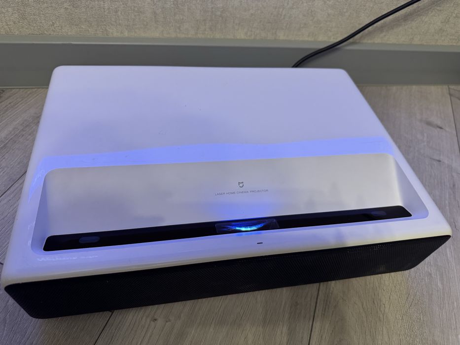 Проектор Xiaomi Mi Laser 150
