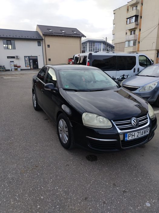 Vând  wv jeta 1.6 benzina toate actele la  zi ofer fiscal ..negociabil