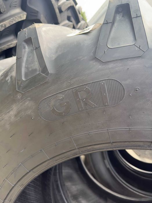 Cauciucuri 20.8-38 GRI 10PR GREEN noi pentru tractor spate