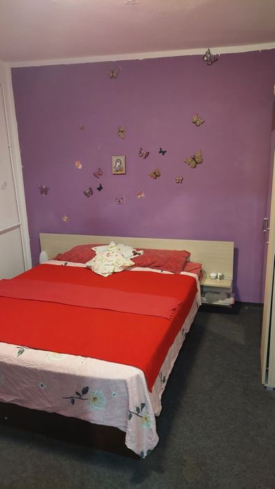 Inchiriez apartament  decomandat, 2 camere