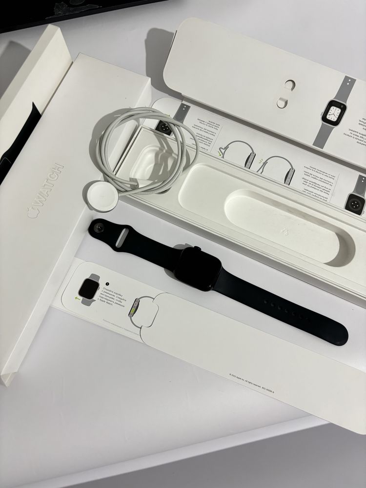 Apple Watch 8 series 41 mm