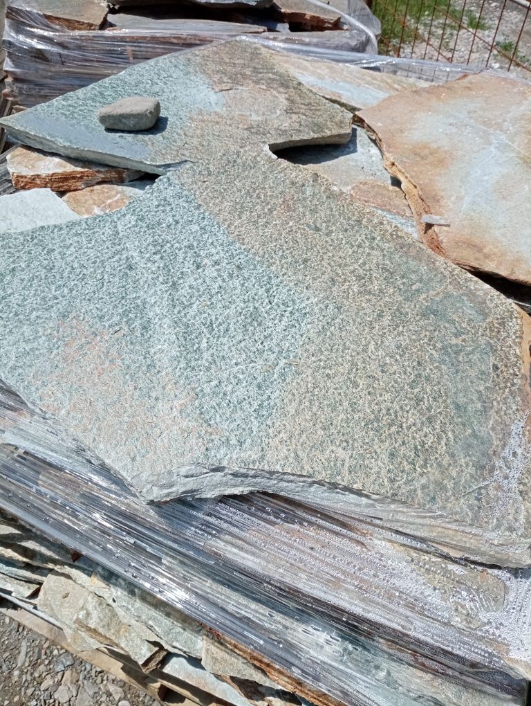 Piatră naturala de munte