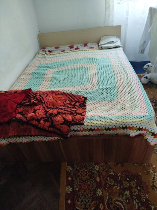 Dormitor(pat+ șifonier)