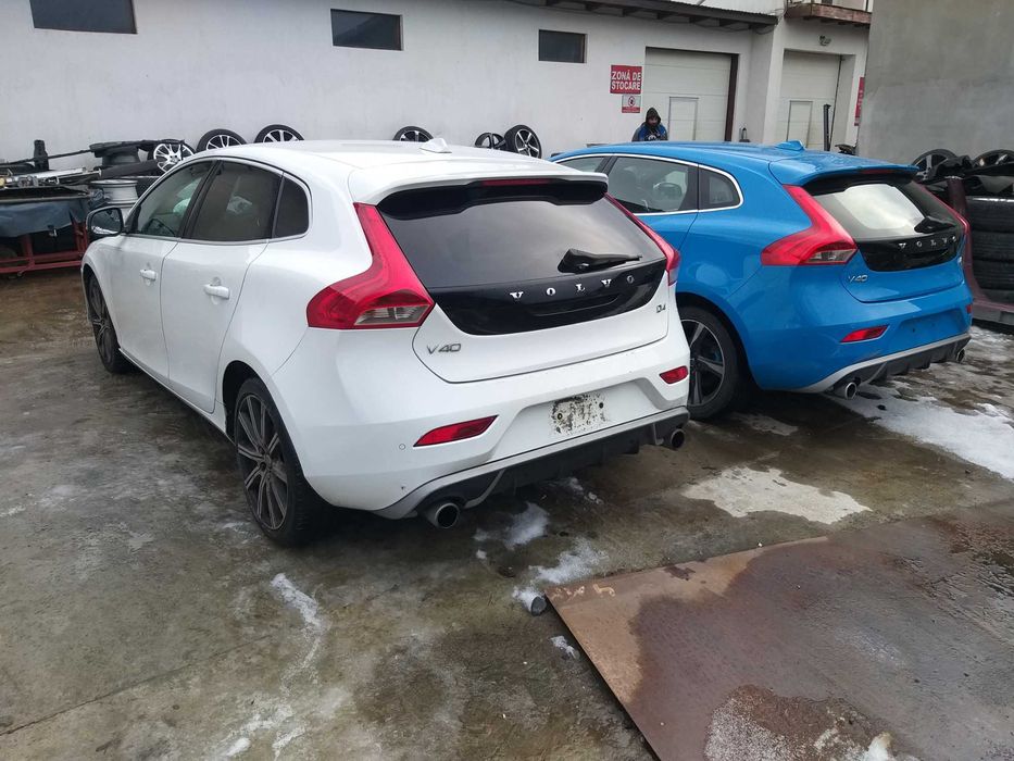 Fata Completa Volvo V40 II Model Fabricatie 2012-2016