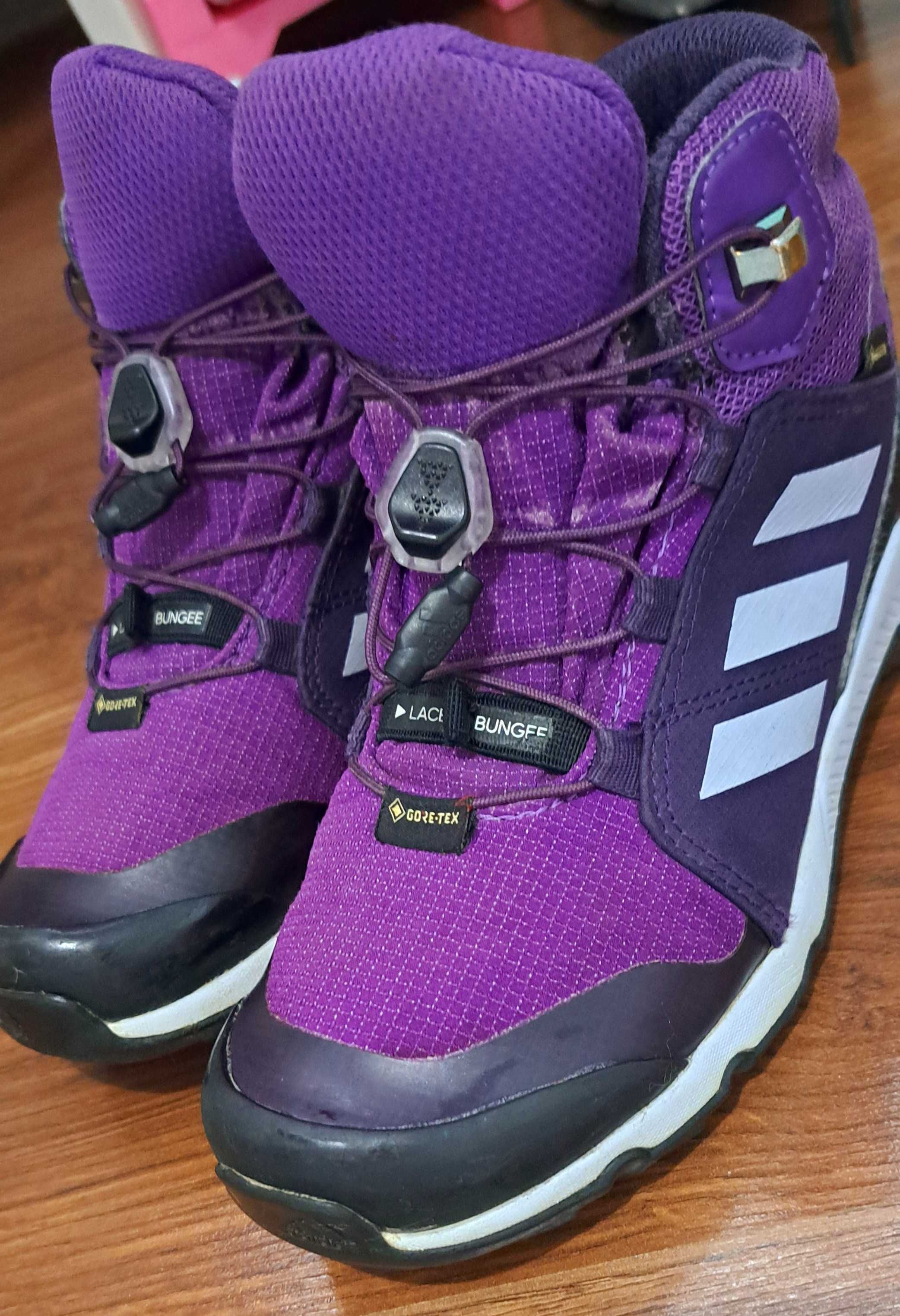 Adidas детски боти-terrex