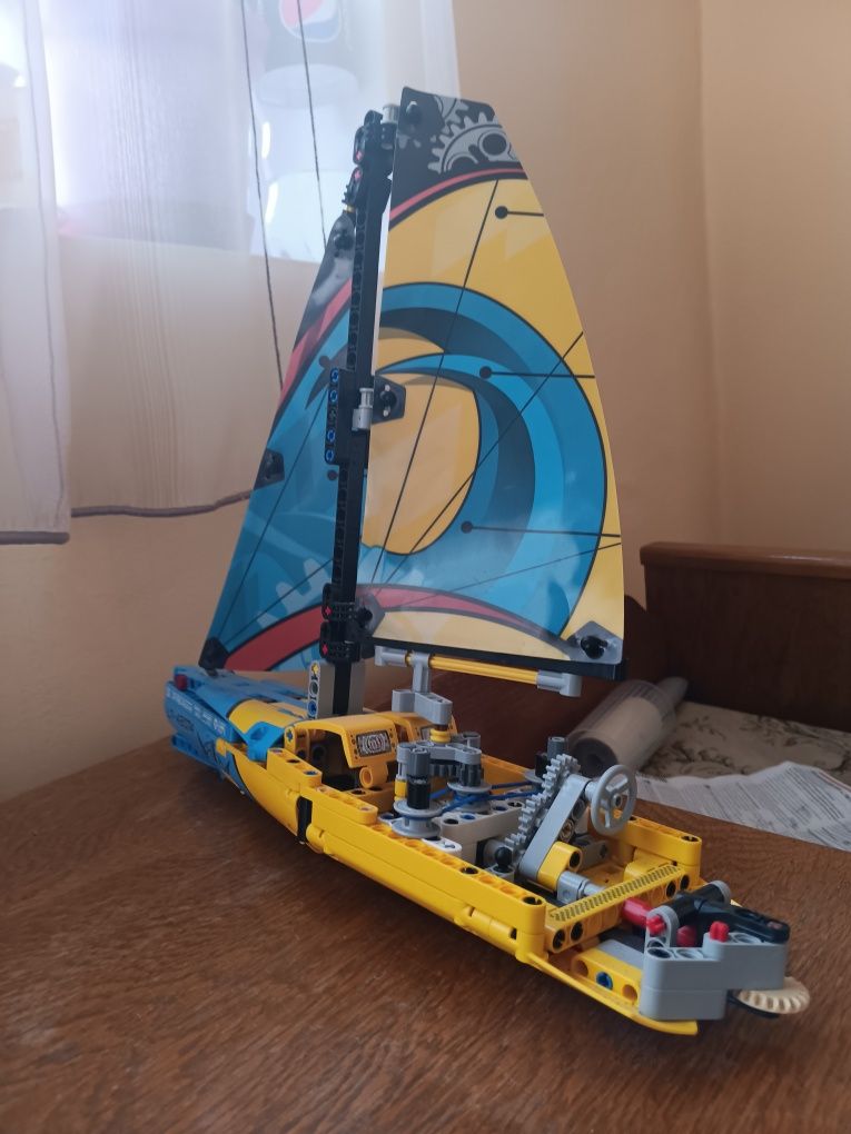 Vand barca din lego technic