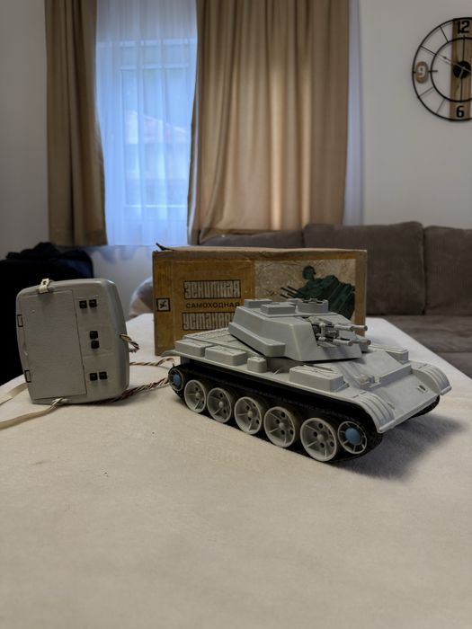Руски Танк ретро играчка