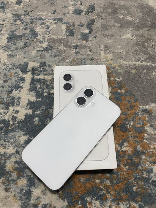 Iphone 16 с гарантии