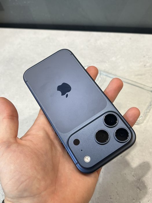 iPhone 17 Pro 256 GB Blue ГАРАНЦИЯ до 25/11/2027г