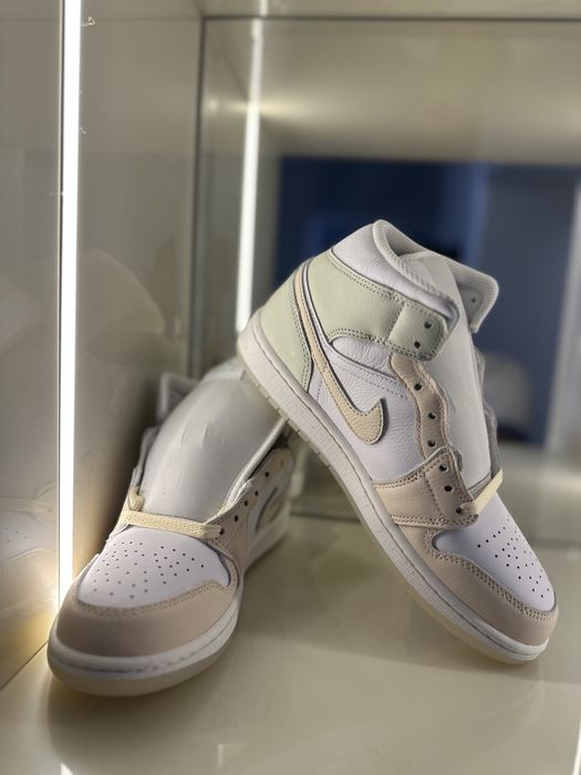 Air Jordan 1 Mid SE “White/Guava Ice/Sea Glass