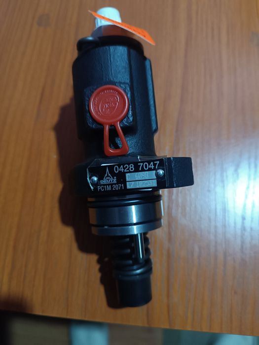 Топливный насос Deutze