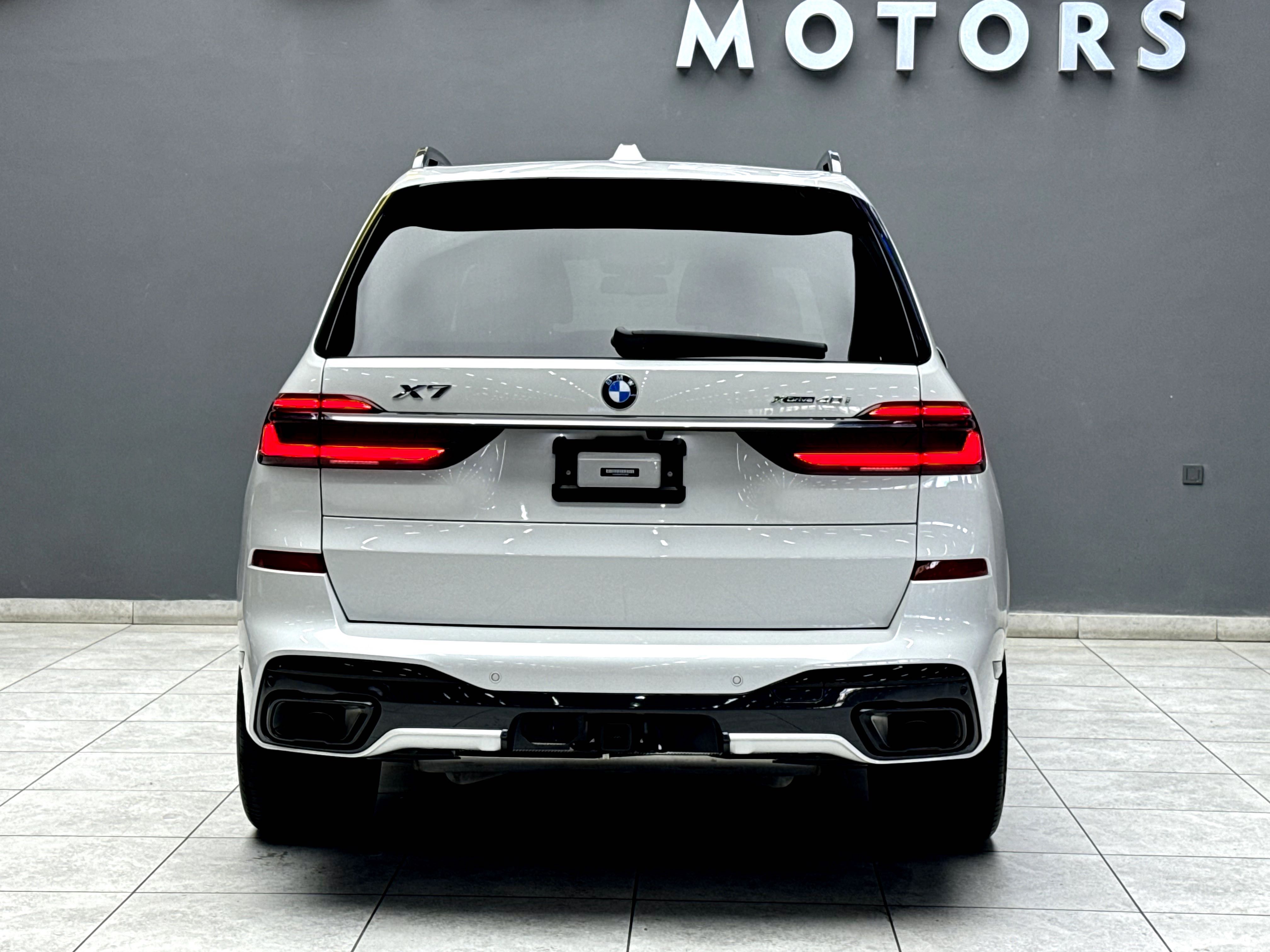 Продается BMW X7 M60i