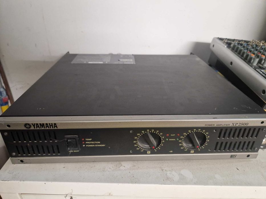Statie yamaha xp 2500