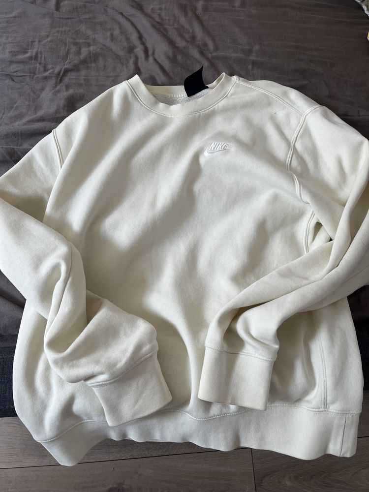 hanorac nike crem fara gluga