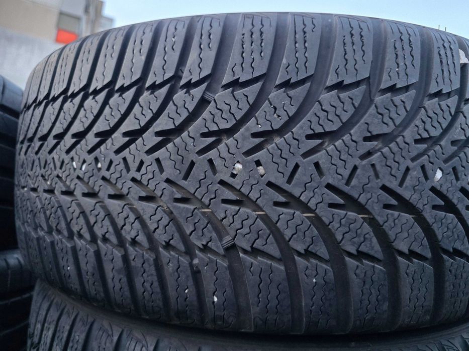 2бр Зимни гуми 205 45 16 - Kumho