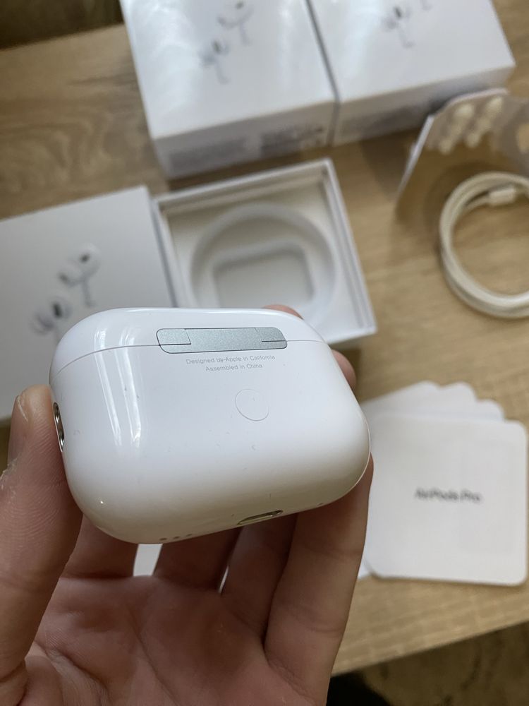 Air Pods Pro (2nd generation)