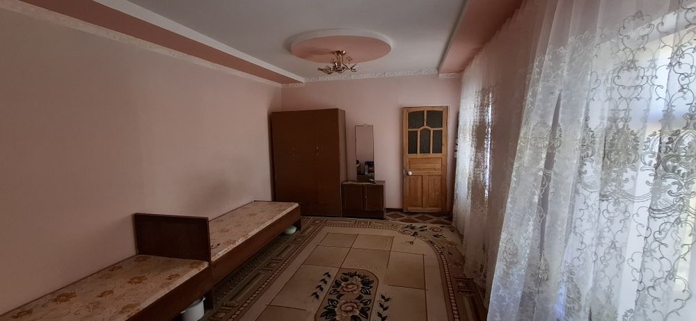 Jizzaxda uy sotiladi