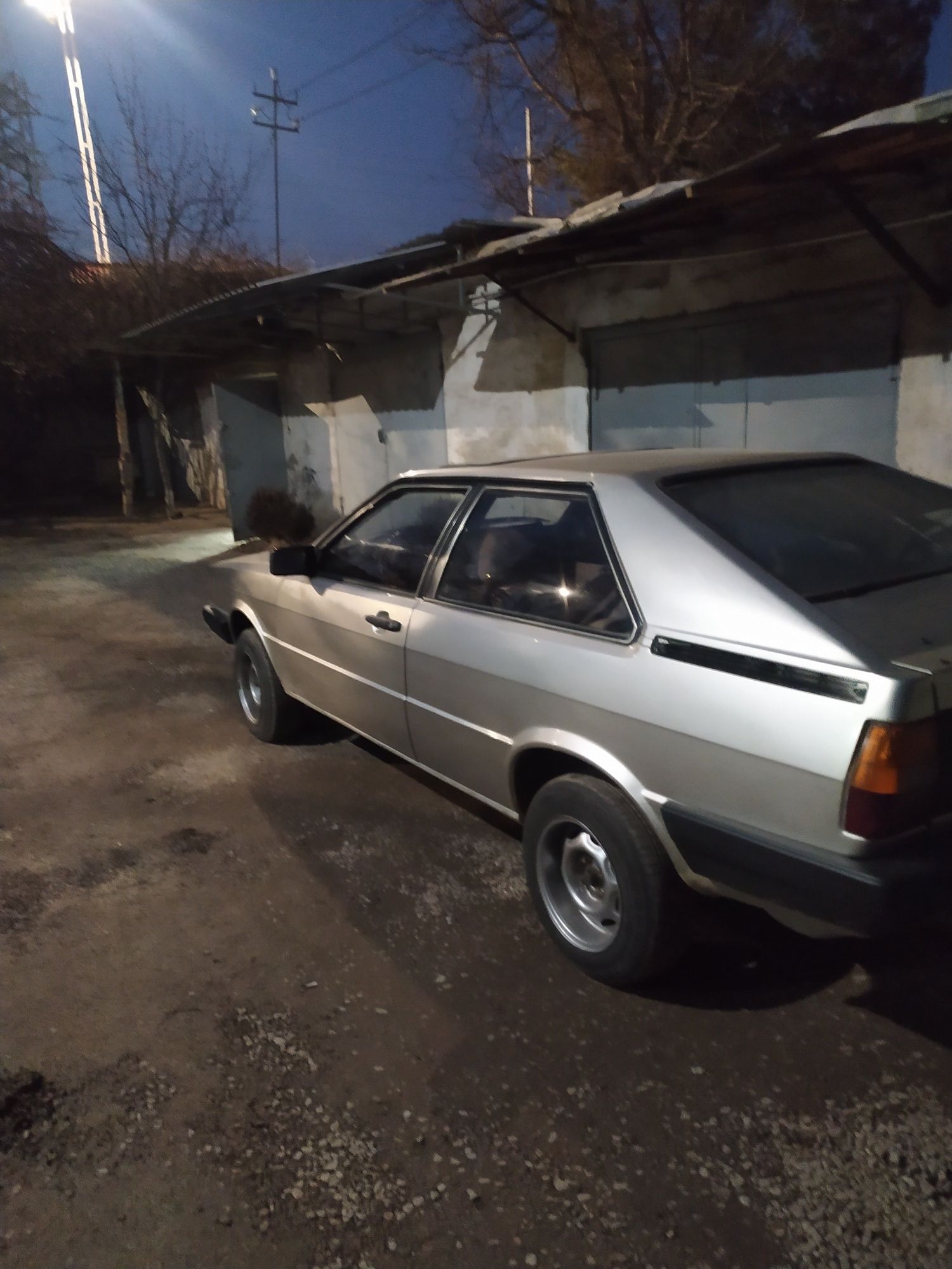 Продается Ауди 80 купе бензин