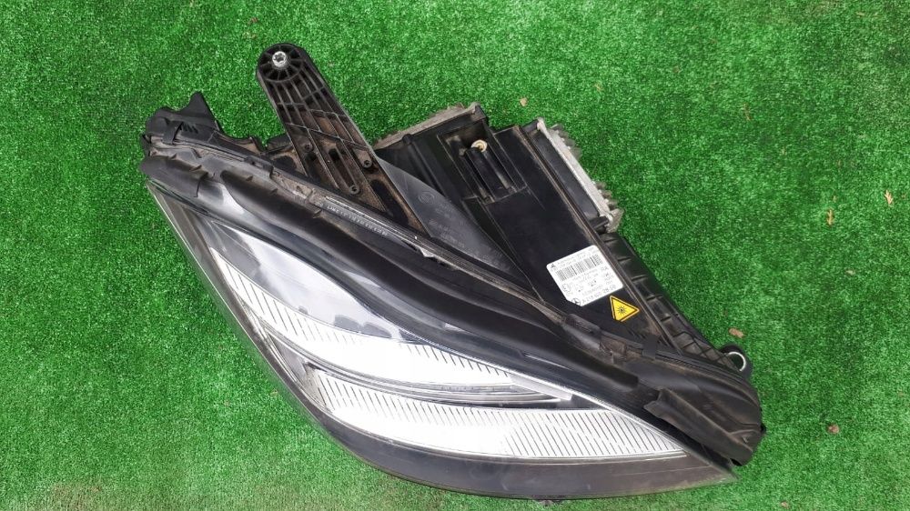 Mercedes Cls W218 far full led dreapta faruri intelligent ils led