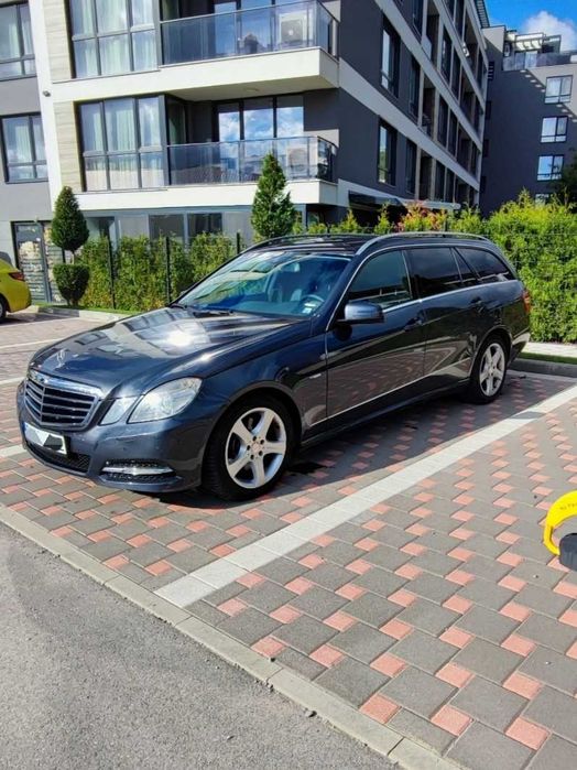 Mercedes-Benz E250 CDI BlueEFFICIENCY Avantgarde