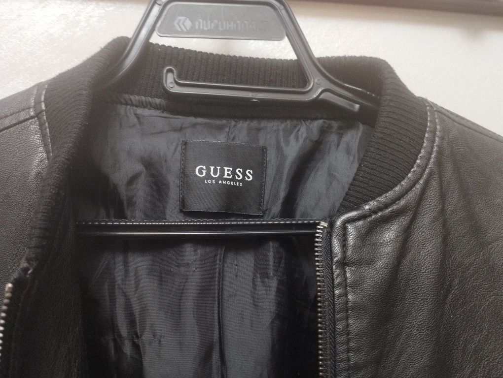 Кожено яке Guess