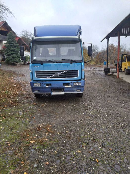 Vand VOLVO FL6, 3600 Euro