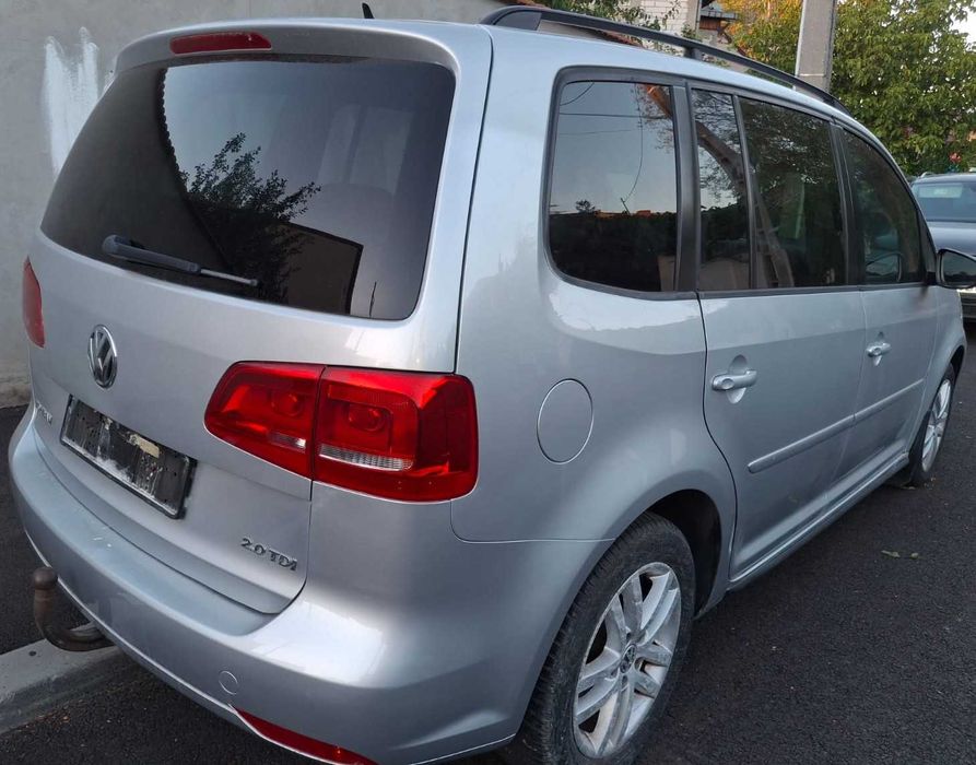 Vw Touran 2.0 automat an 2013