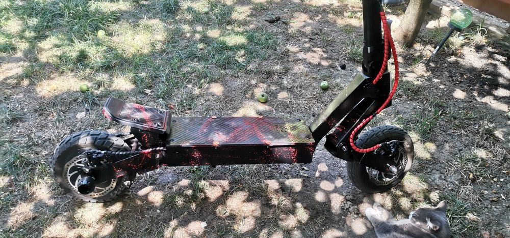 Trotineta electrica Kukirin G2 din 2025