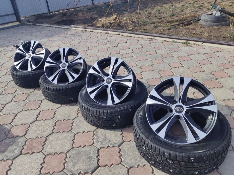 Диски резина, в отличном состоянии Dunlop