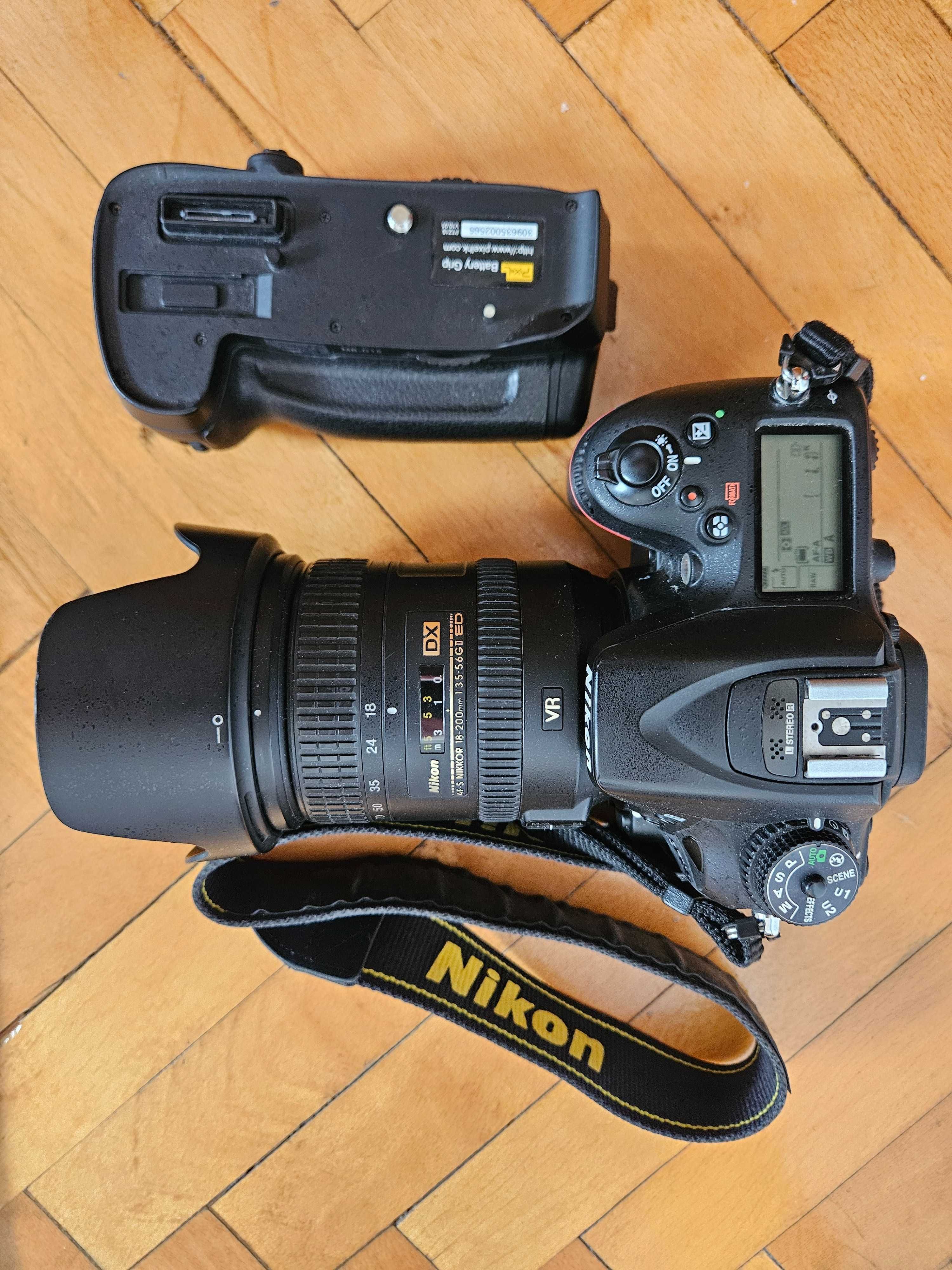 Vand Nikon D7100, Nikkor 18-200 mm 3.5-5.6G EDVR II AF-S DX, grip, etc