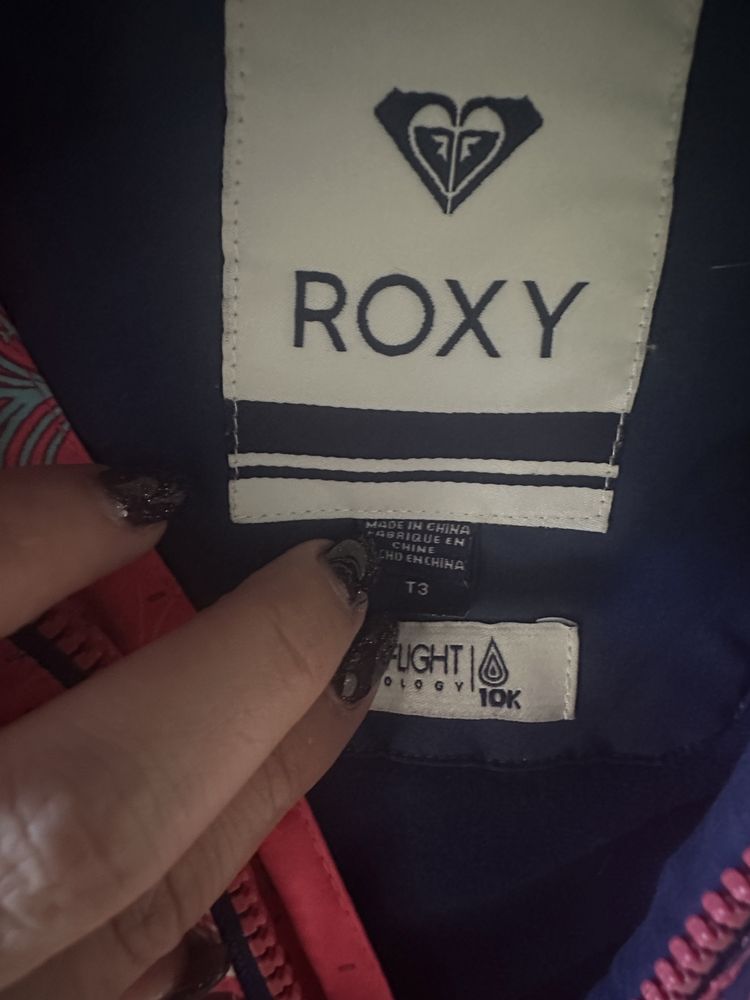 Roxy зимно яке,шапка и ръквици