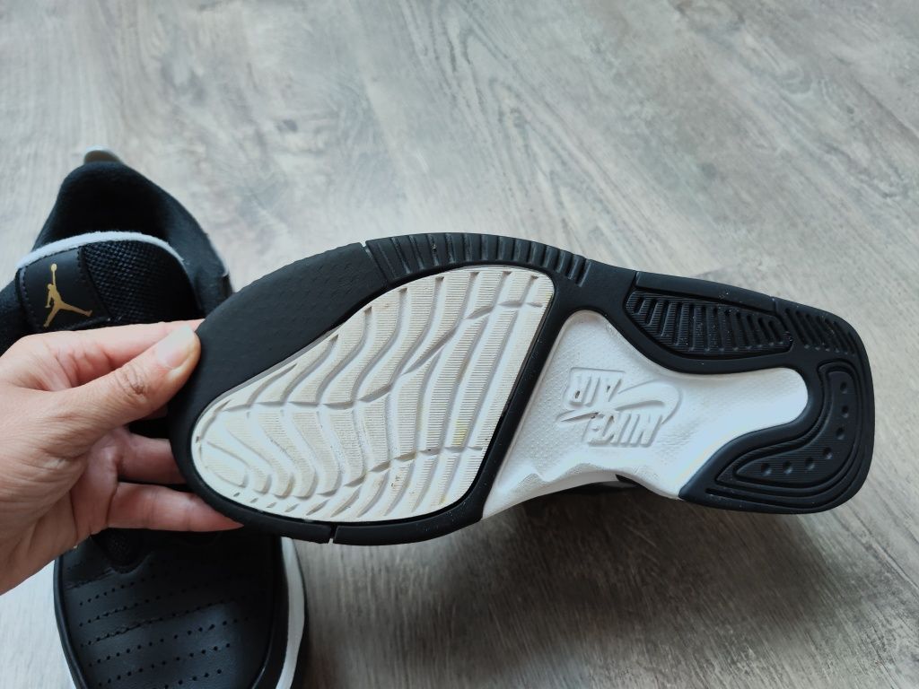 Маратонки Nike Jordan Max Aura