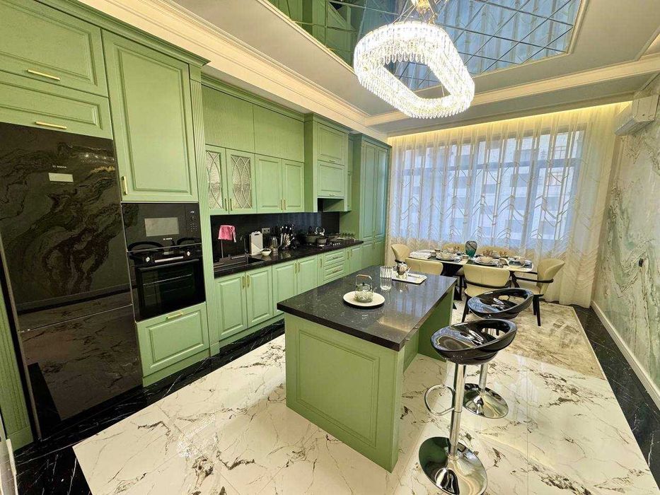 Аренда квартиры бизнес-класса, 120 м²