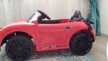 Продам PORSCHE в отличном состоянии с пультом