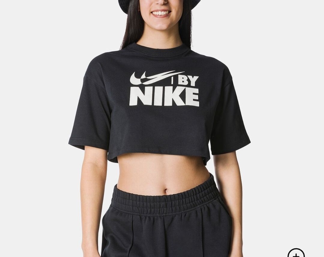Къса тениска Nike