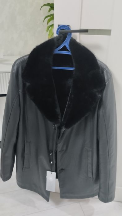Продается дублёнка кожаная новая  цена 70.000 тыс
