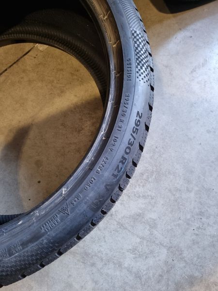 295/30/21 Continental 2бр