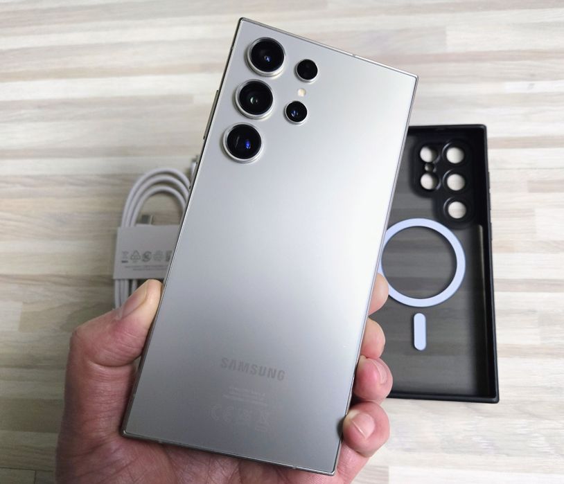 Samsung S24 Ultra 512 garanție