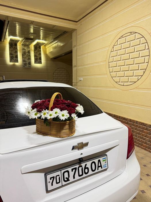 Хамма хужжатлари 100% тоза ховли сотилади.