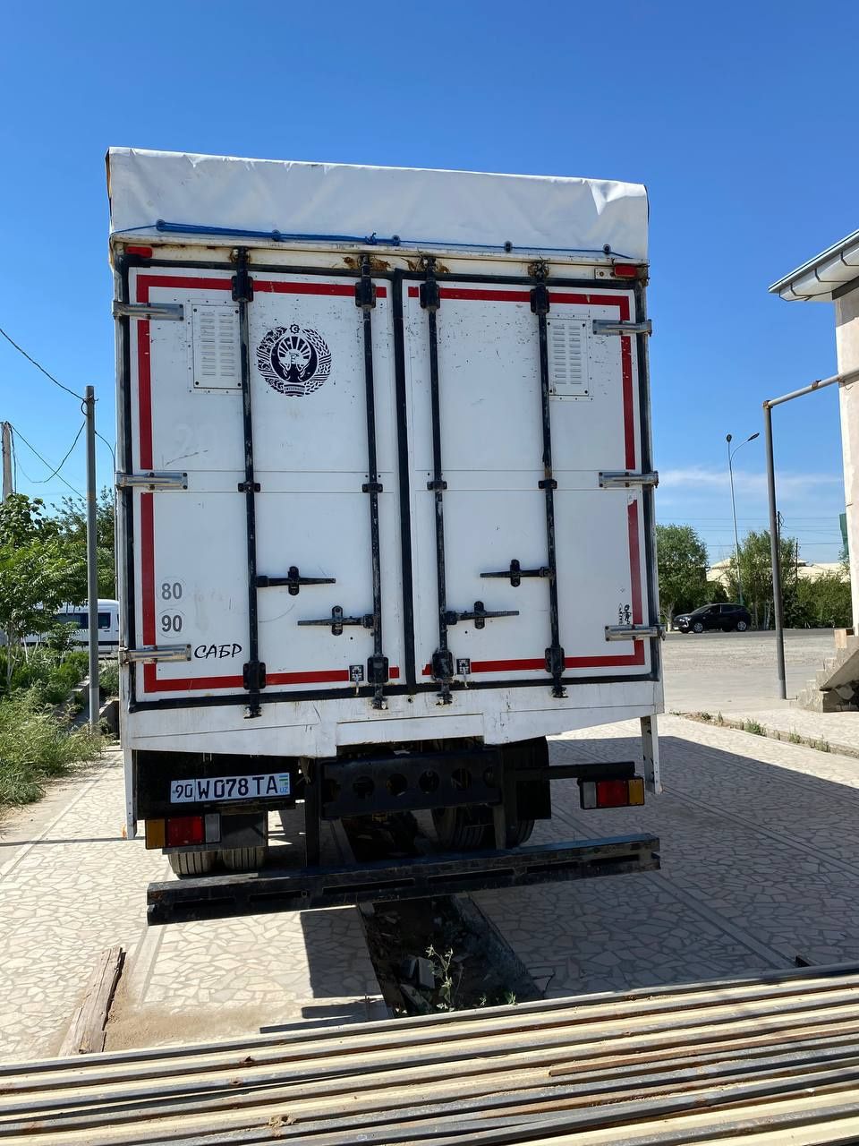 Isuzu 10 tonaligi