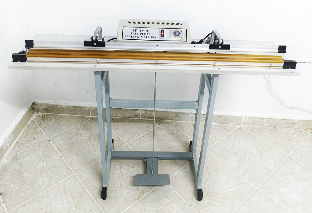 Педална термо-запечатваща машина SF-Type (Fast Pedal Sealing Machine).