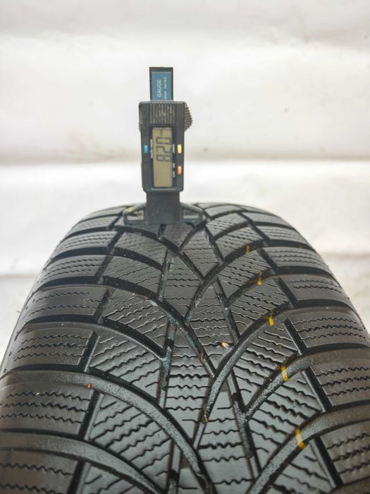 Anvelope 215/55/17 an 2022 iarna M+S TOYO OBSERVE S944