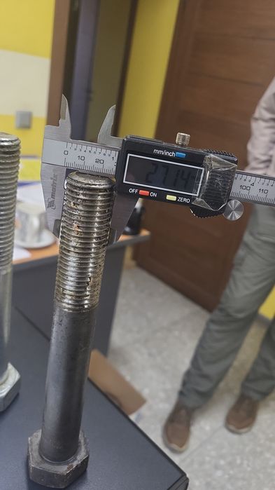 М27 × 3.5 × 200, класс прочности 10.9)
 Шаг - 3.5
Длина от низа шляпки