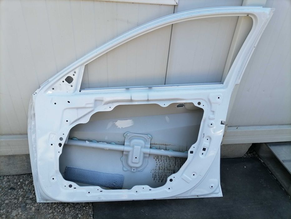 Ușa dreapta fata hyundai elentra