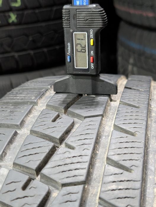 235/55R20 Yokohama iarna 6,2mm stare perfecta