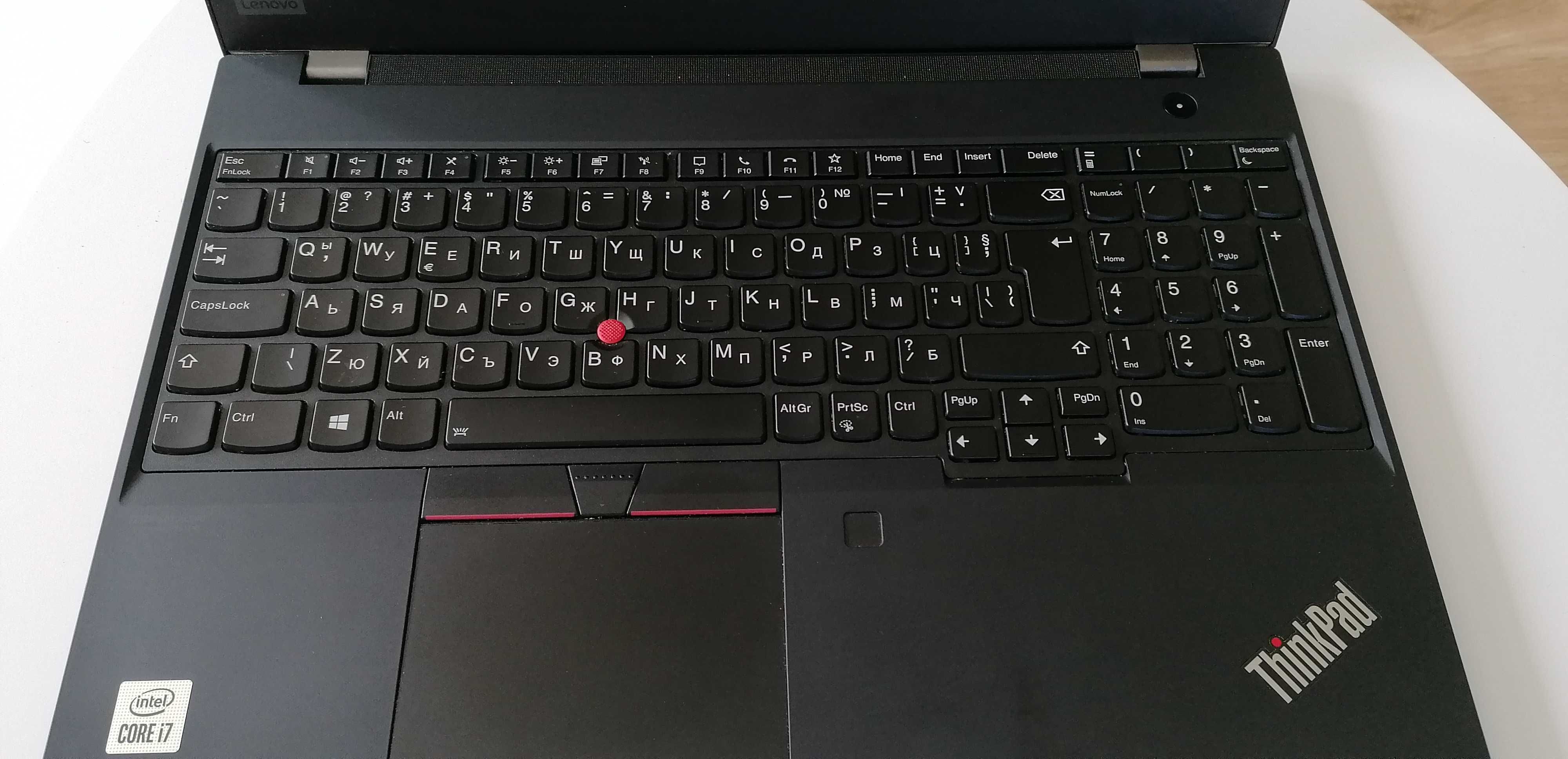 Лаптоп Lenovo ThinkPad T15 / Core i7 10510U