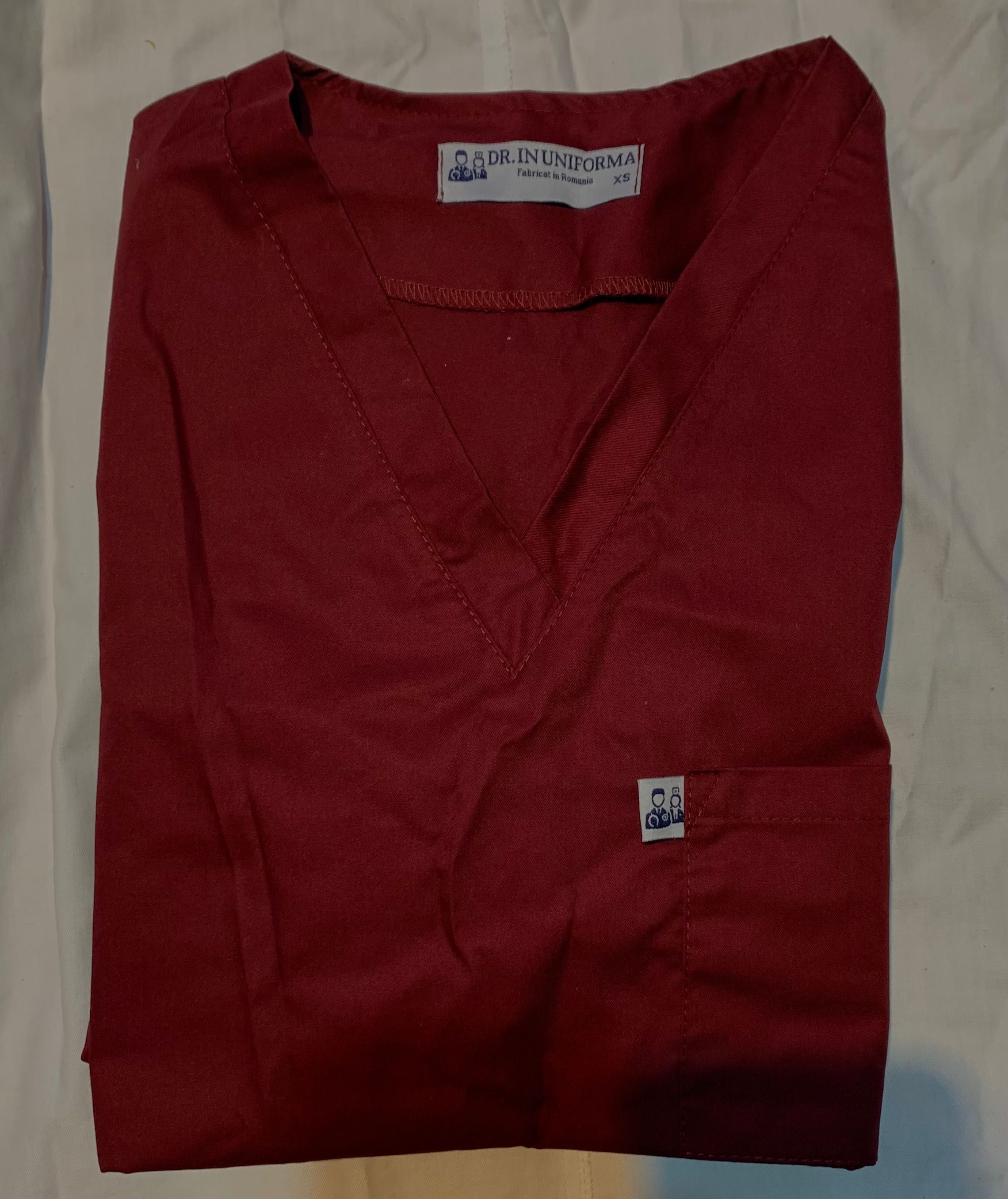 Costum medical Dr în uniformă